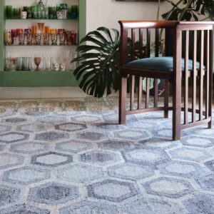 Hand-Tufted vs Hand-Knotted Carpets for Dubai Villas