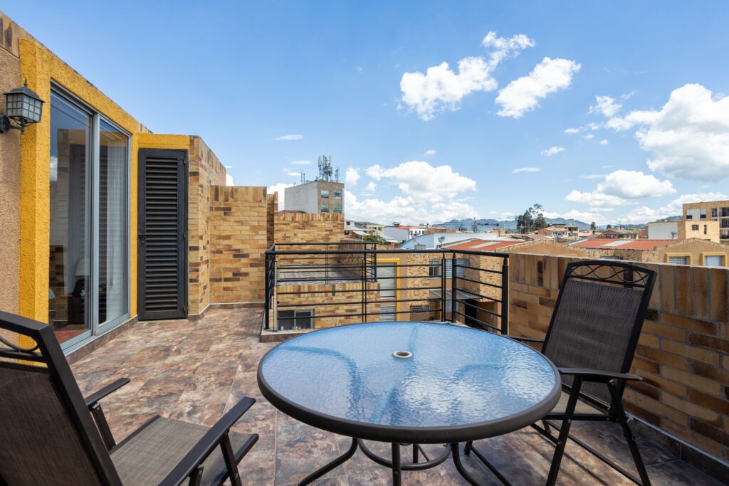 How to Choose Outdoor Flooring