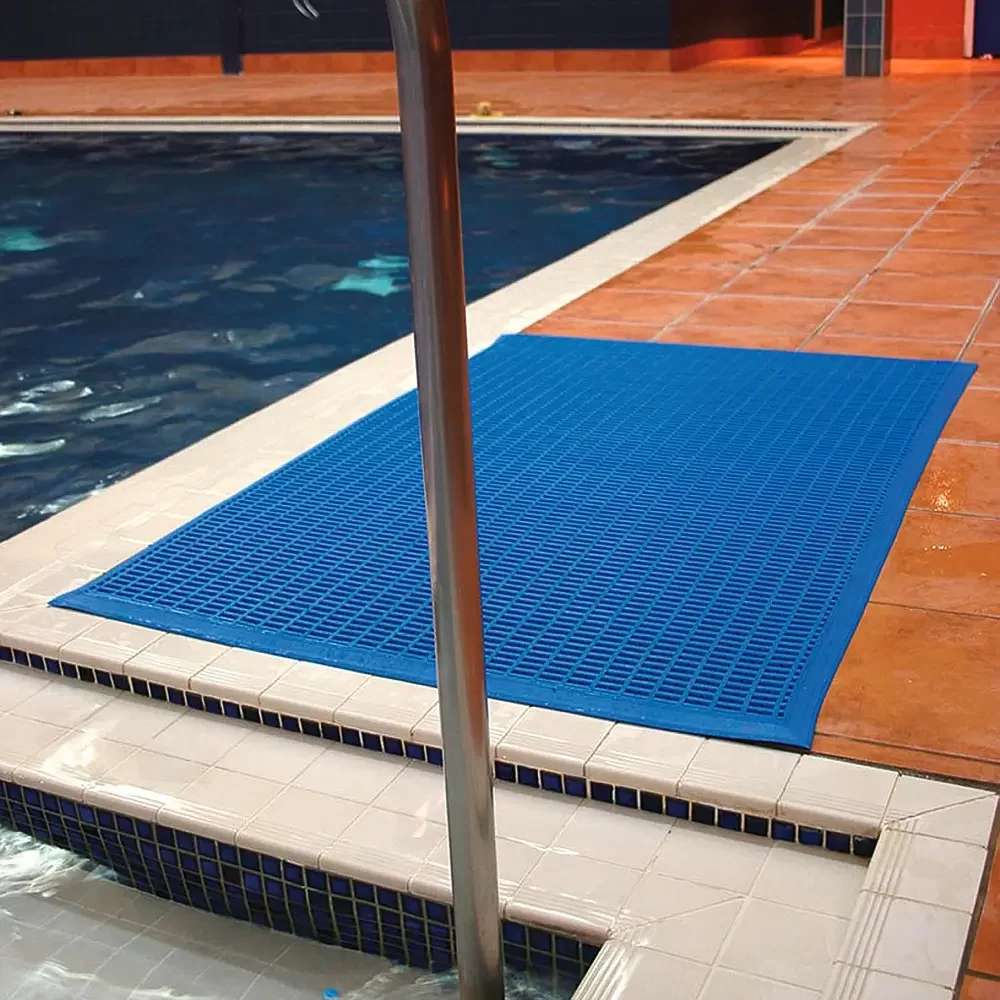 Swimming pool mat 7